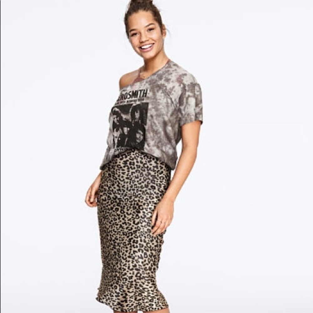 V S KNIT RIOT SKIRT